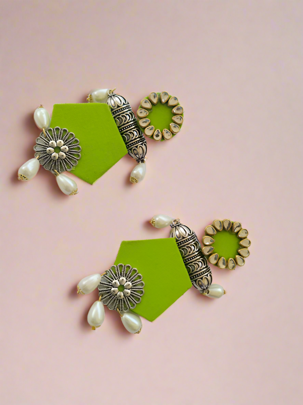 Pearl jhumka earrings