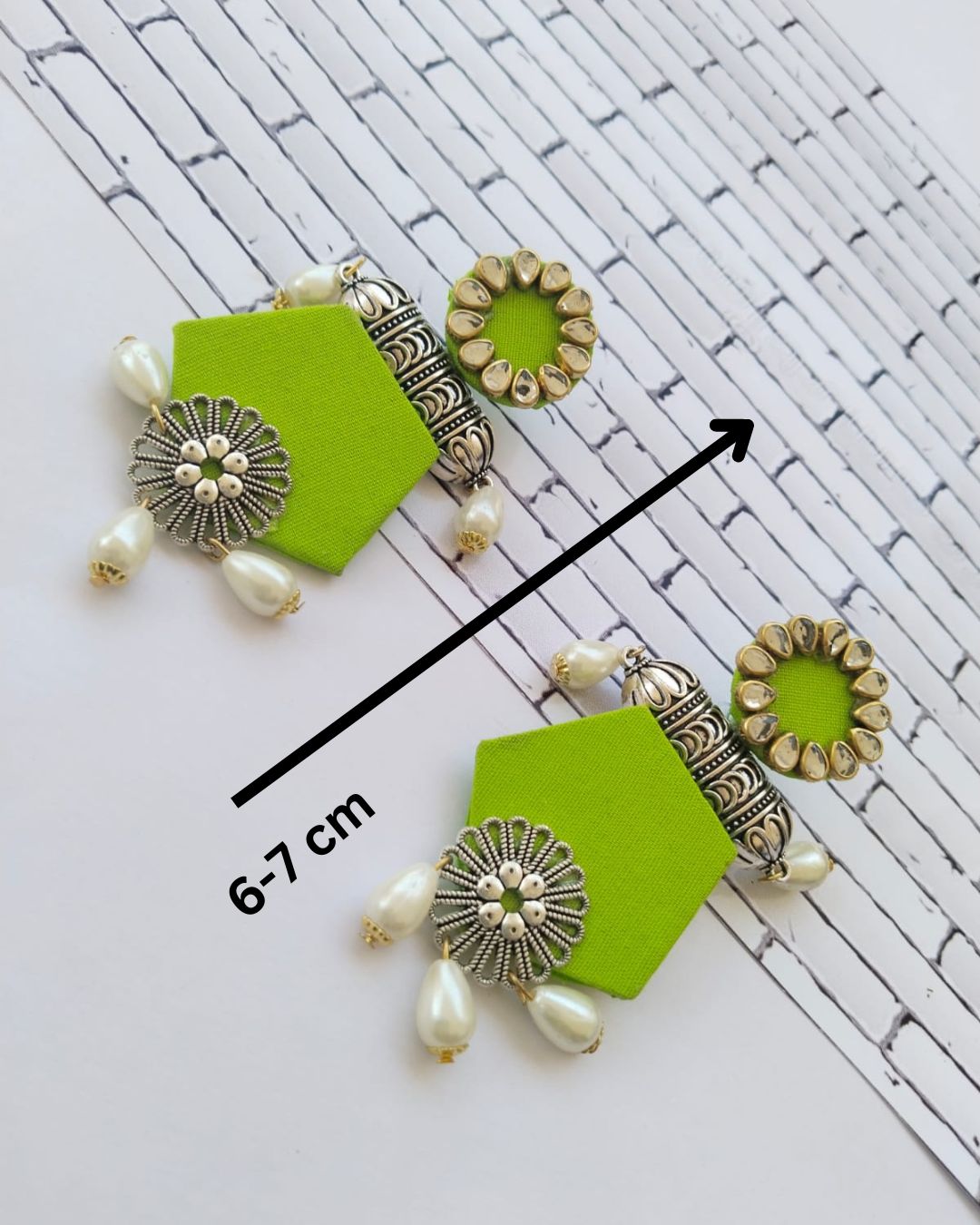Pearl jhumka earrings