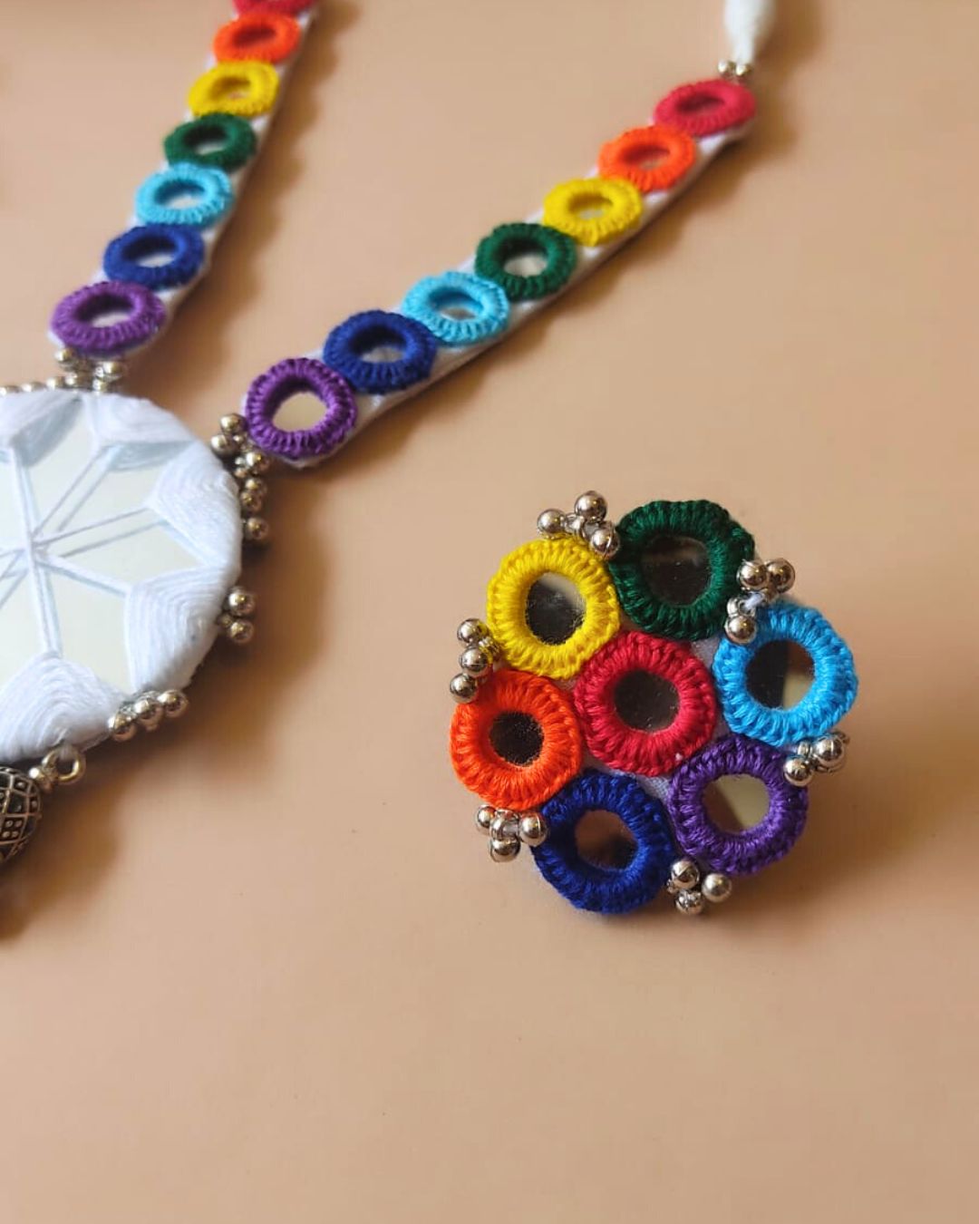 Rainvas multicolor round mirror necklace, ring & earrings set
