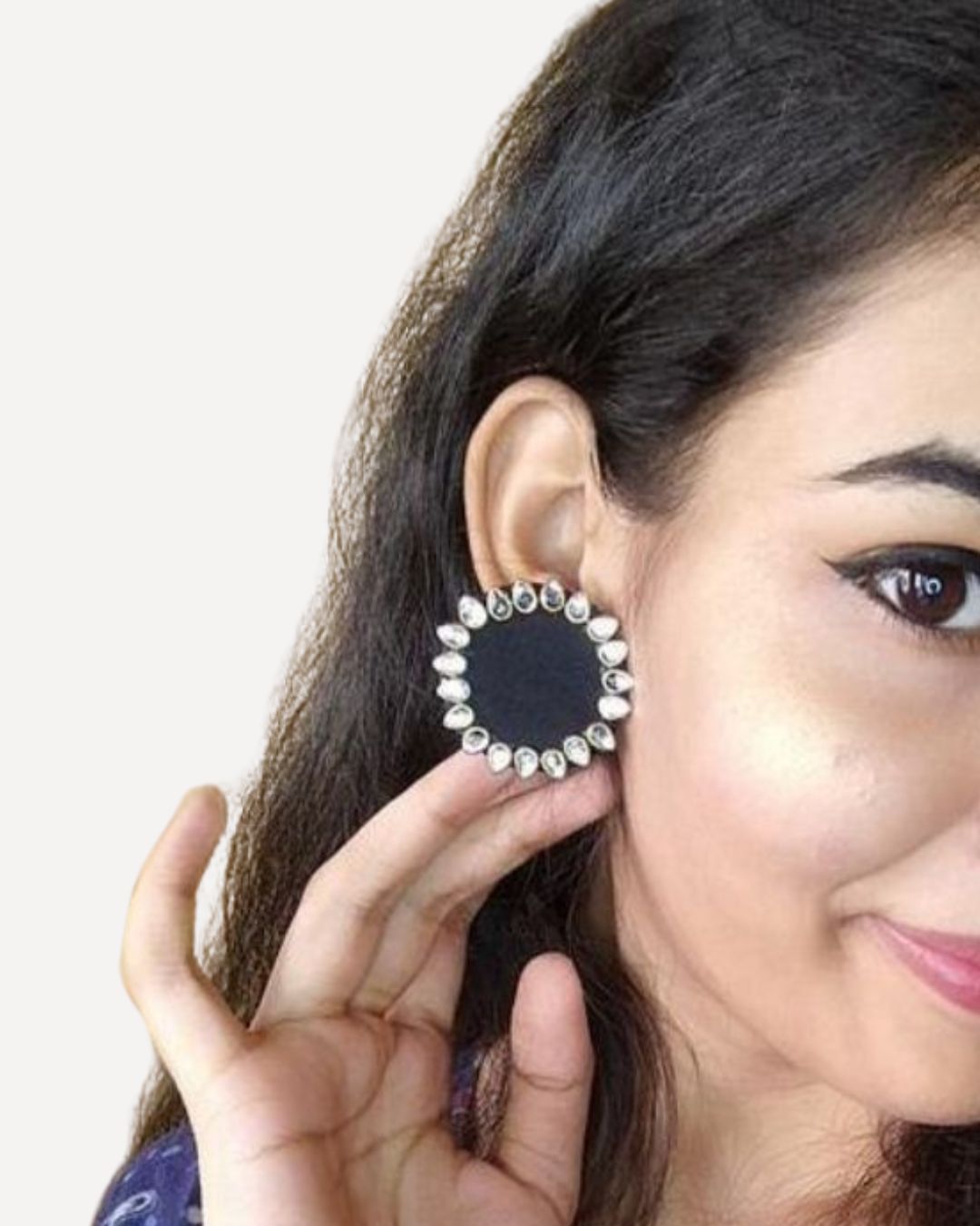 Kundan multicolor studs