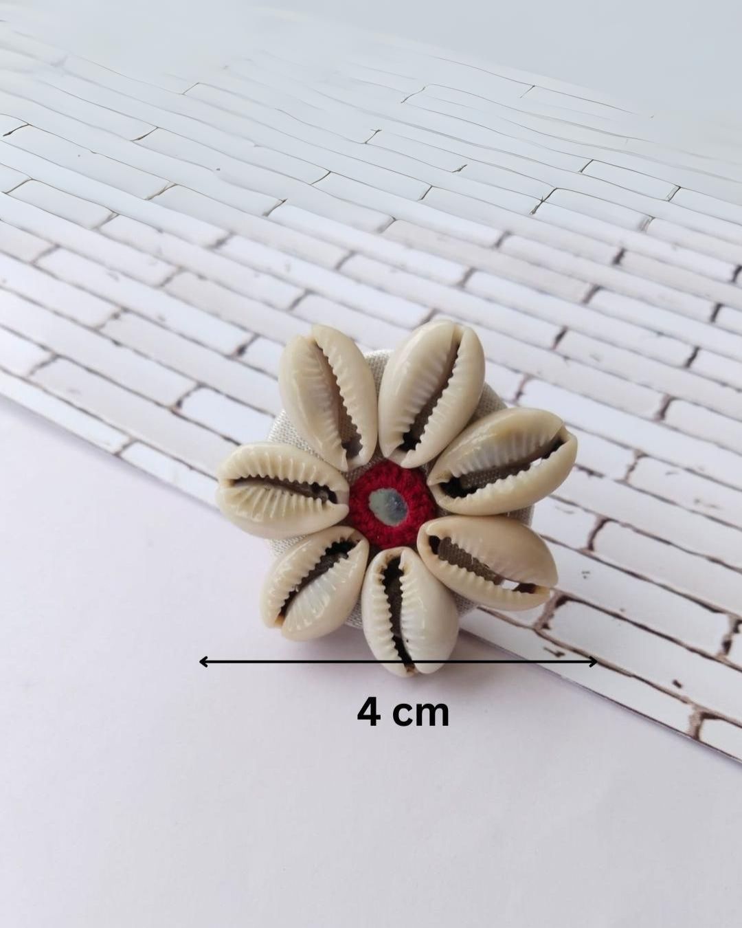 Shell cowry adjustable ring