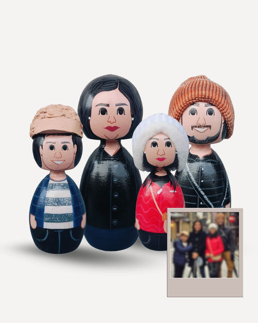 The Fam Set – Personalized Peg Dolls
