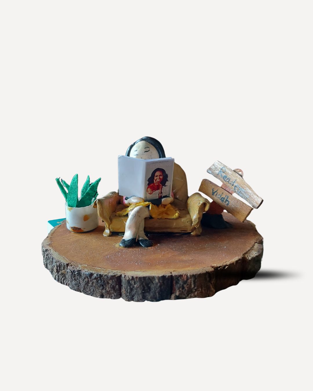 “Booked & Brewed” – Book Lover’s Miniature Tabletop
