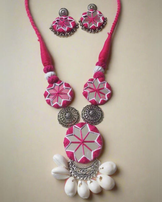 Pink mirror and silver adjustable necklace earrings set