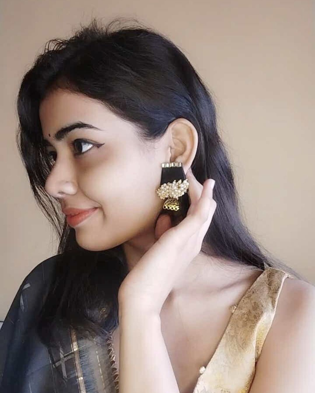 Black & Golden Jhumka Earrings