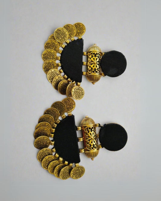 Rainvas Plain black and gold coins jhumka earrings