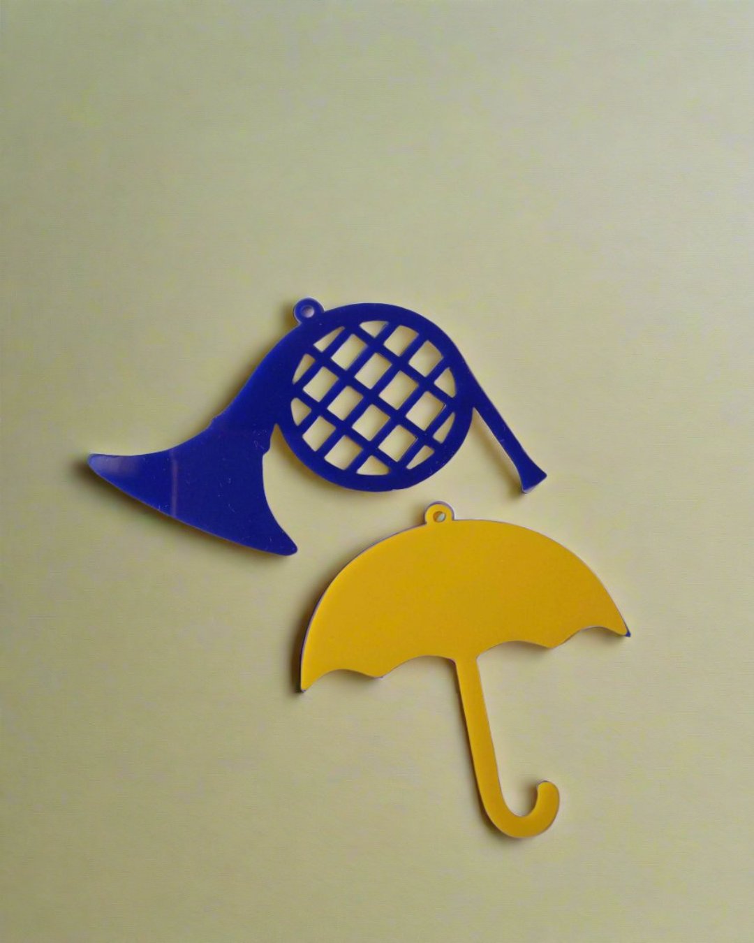 Blue French Horn & Yellow Umbrella Keychain