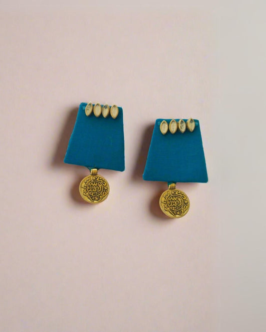 Kundan golden coin studs earrings