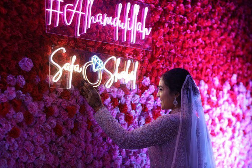 Name Neon lights frame (engagement backdrops)