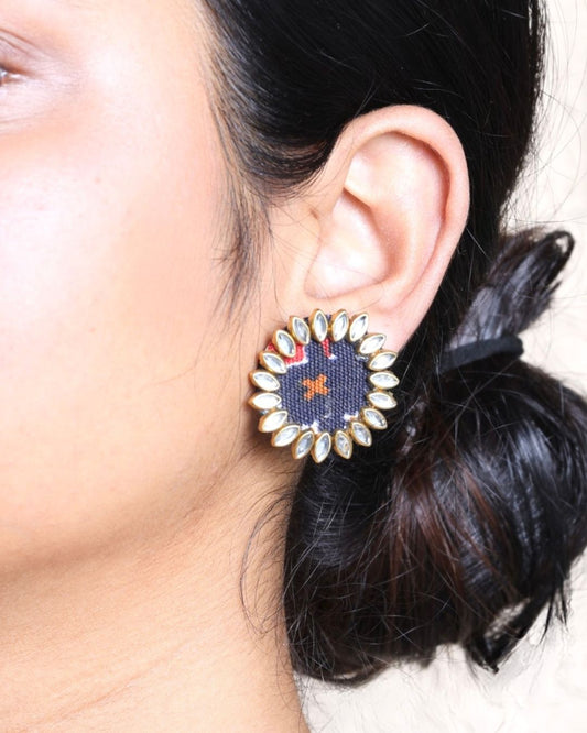Boho Brush Kundan Mini Stud Earrings