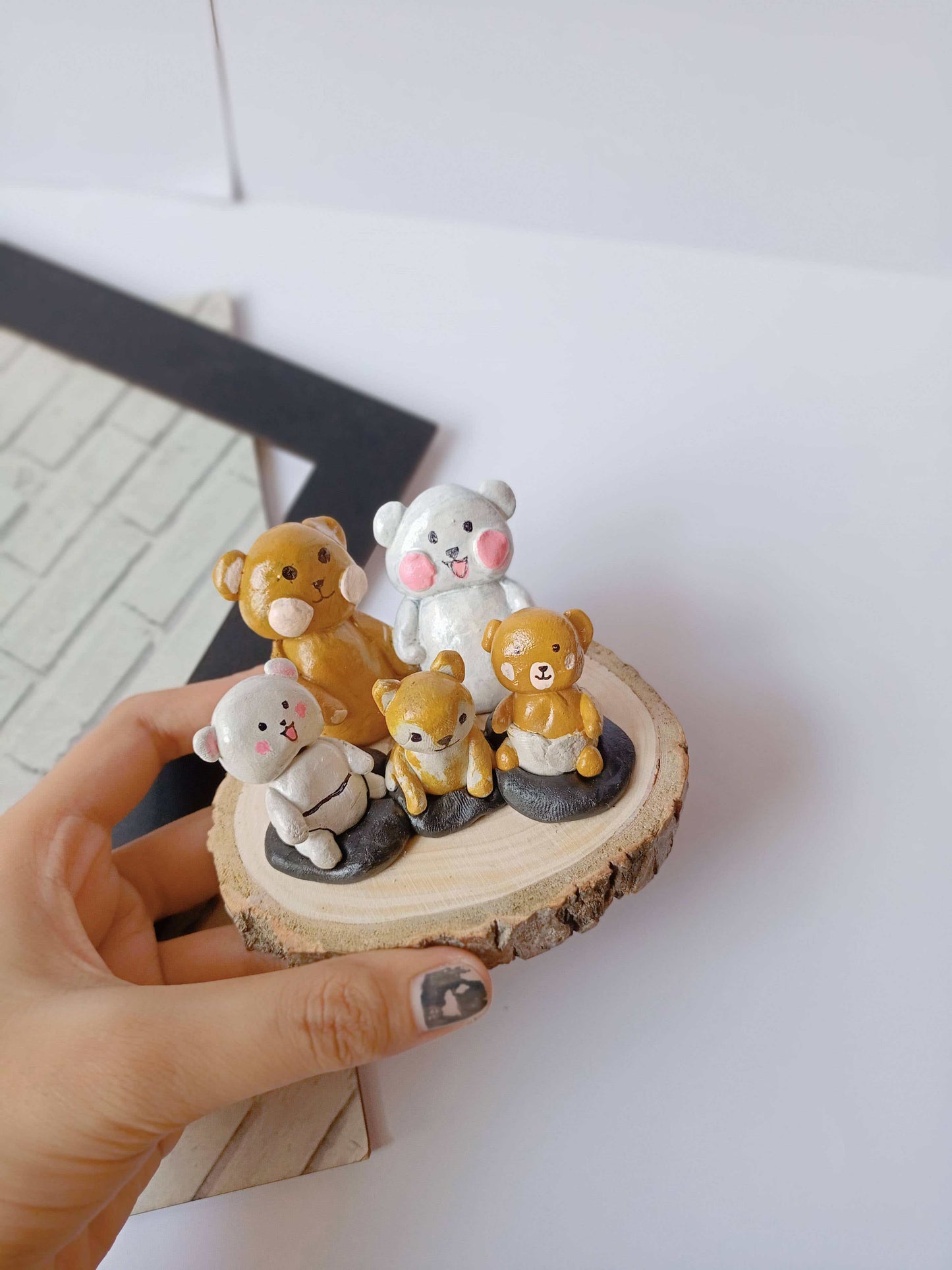 Milk and mocha family miniature