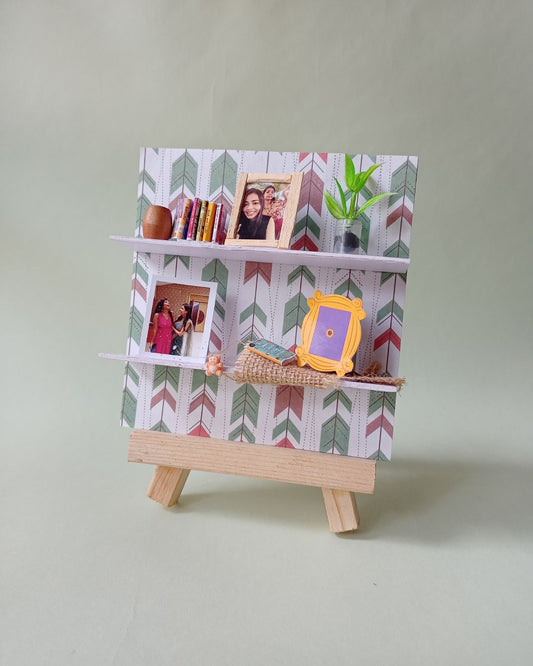 Miniature canvas BFF frame