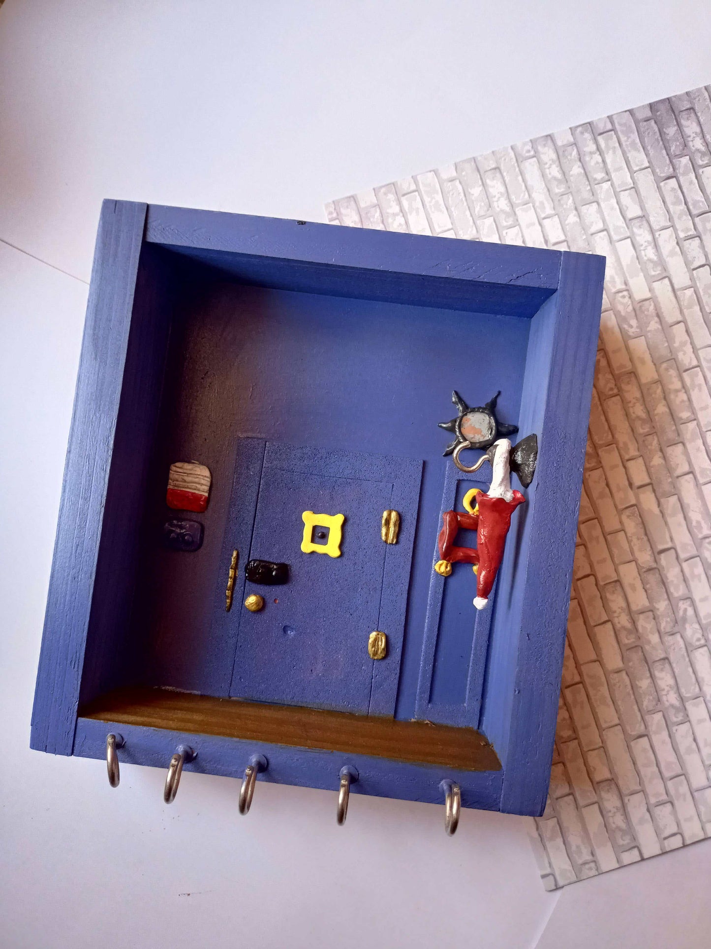 Monica Geller friends TV Purple door miniature keyholder