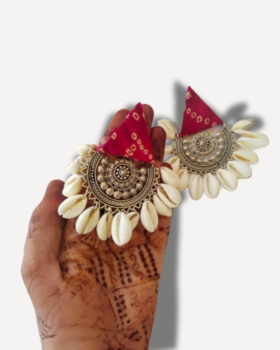 Red printed shell earrings