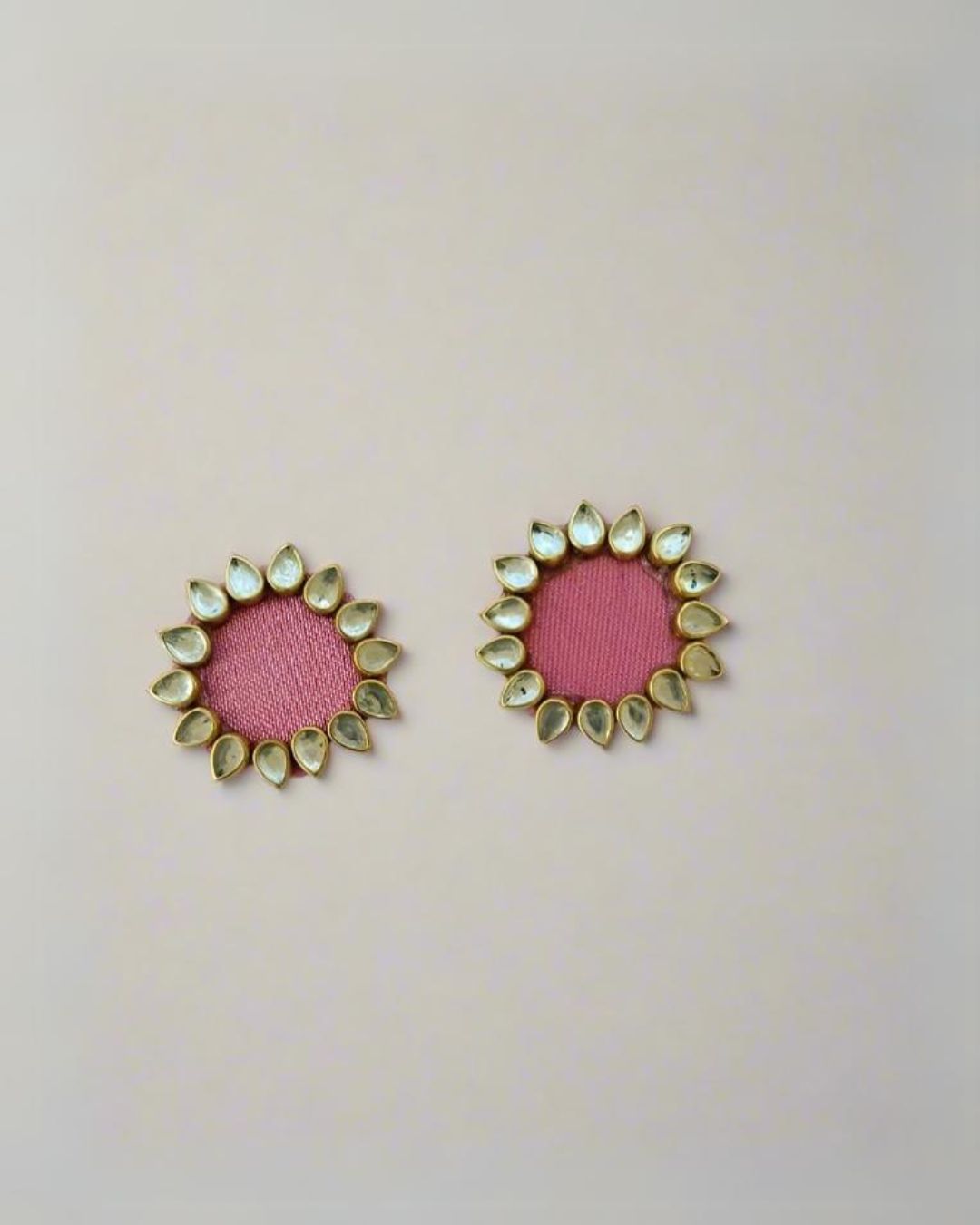 Kundan multicolor studs