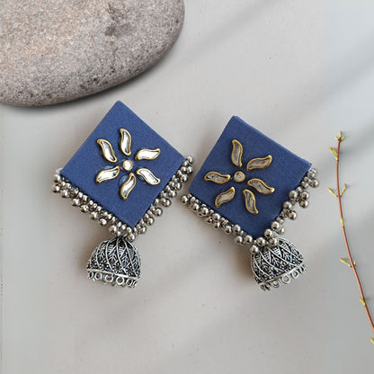 Rainvas Dusky blue and kundan jhumka earrings