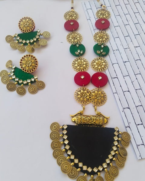 Black necklace with green and red coins chain and multicolor earrings set