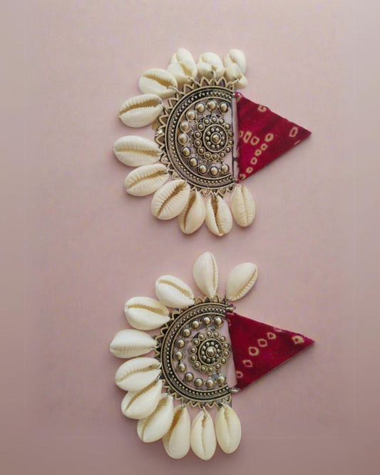 Red printed shell earrings