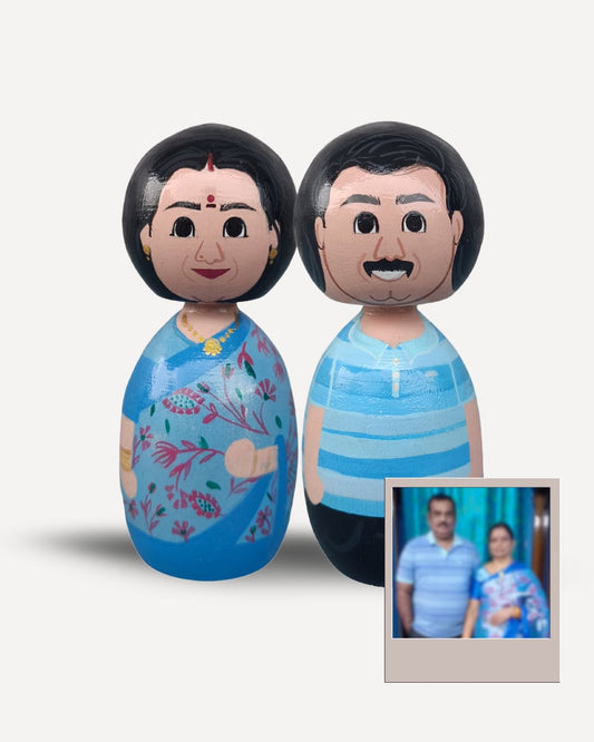 Customized couple wooden peg dolls