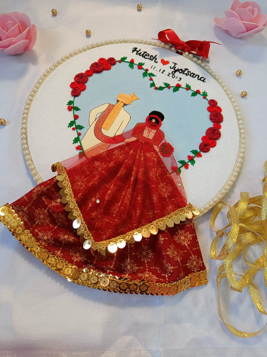 Wedding embroidery hoop with heart base