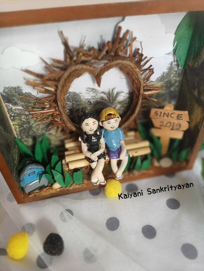 Indonesia tourist spot happy couple customized miniature shadow box frame